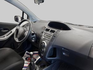 Toyota Yaris bild 9
