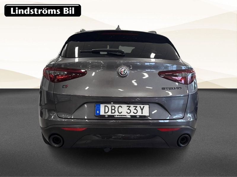 Alfa Romeo Stelvio bild 7