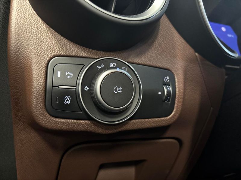 Alfa Romeo Stelvio bild 21