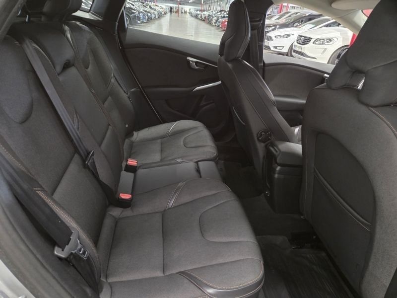 Volvo V40 bild 5