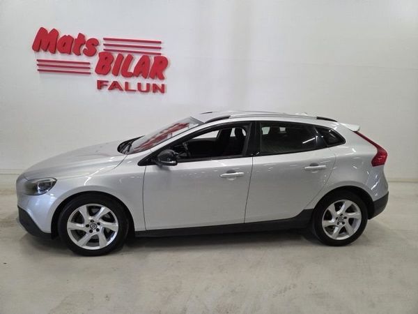 Volvo V40 Cross Country D2 Automat 120 Hk Momentum - 2016