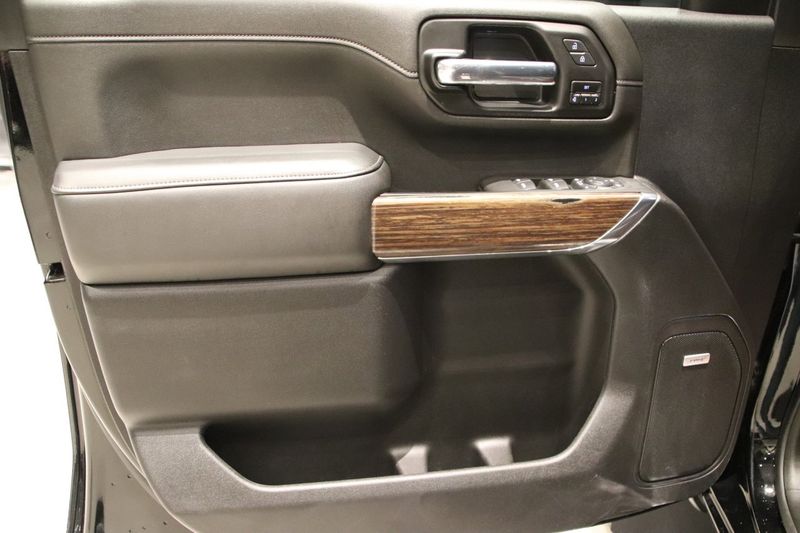 Chevrolet Silverado bild 11