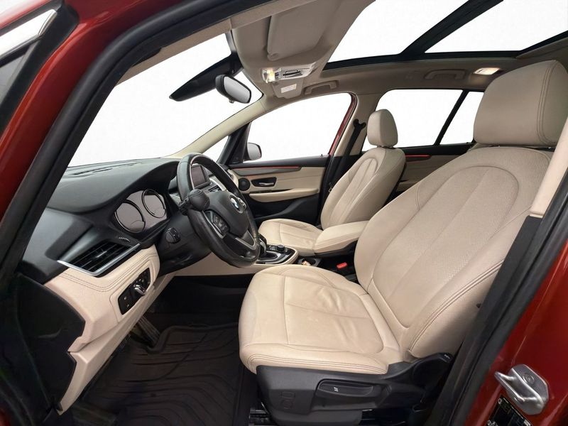 BMW 220 bild 9