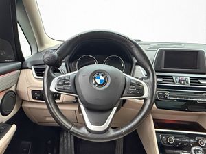 BMW 220 bild 11
