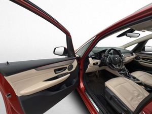 BMW 220 bild 8