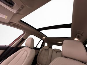 BMW 220 bild 10