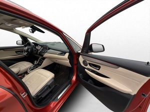 BMW 220 bild 13