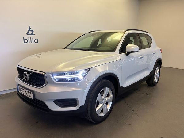 Volvo XC40 T2 FWD Momentum Core / P-sensorer / - 2021