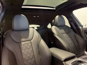 BMW i4 bild 17