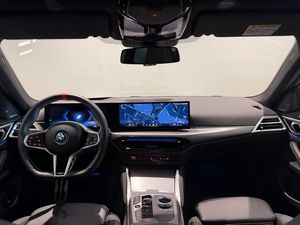 BMW i4 bild 13