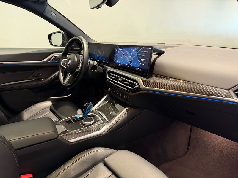 BMW i4 bild 9
