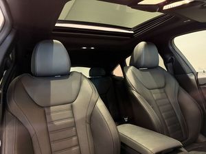 BMW i4 bild 19