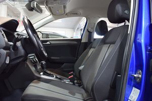 Volkswagen T-Roc bild 7