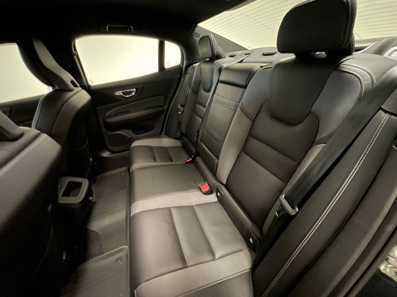 Volvo S60 bild 7