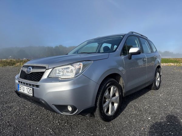 Subaru Forester 2.0 D Panorama 6-vxl 4WD Diesel Euro 5 - 2013
