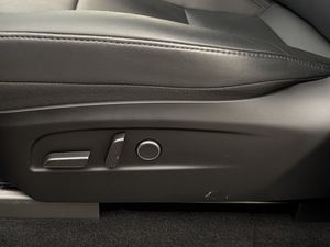 Tesla Model Y bild 15