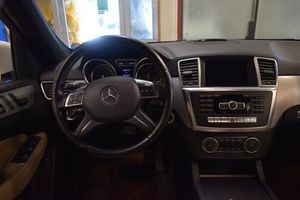 Mercedes ML350 bild 6