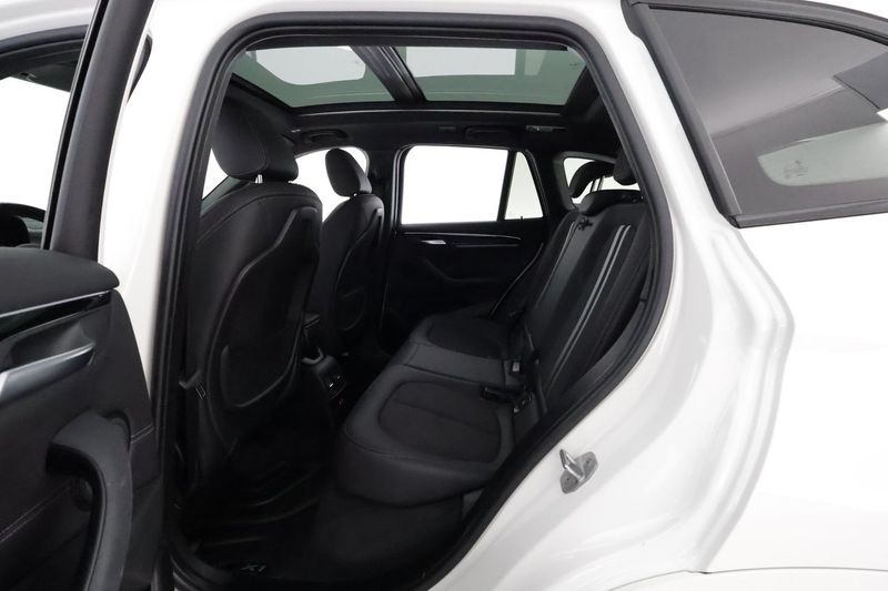 BMW X1 bild 12
