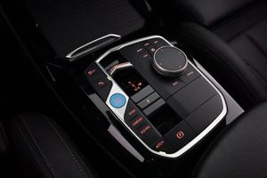 BMW iX3 bild 24