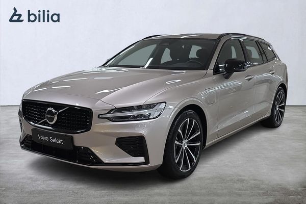 Volvo V60 T6 Plus Dark Edition - 2025