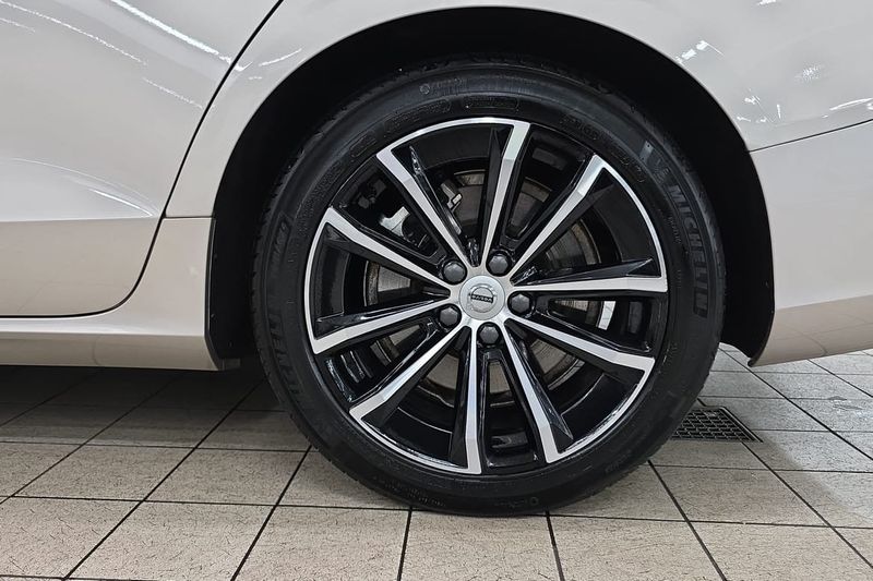 Volvo V60 bild 17