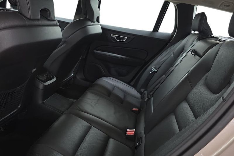 Volvo V60 bild 13