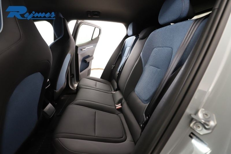 Volvo EX30 bild 9
