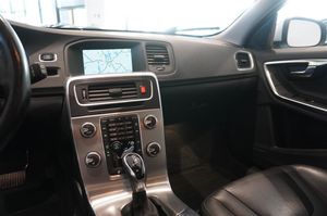 Volvo V60 bild 8