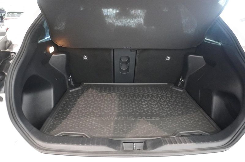 Toyota Yaris Cross bild 15