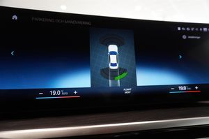BMW 330 bild 11