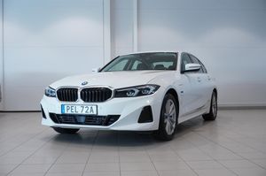 BMW 330 bild 1