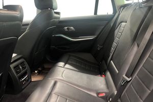BMW 320 bild 11