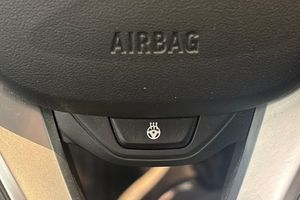 BMW 320 bild 14