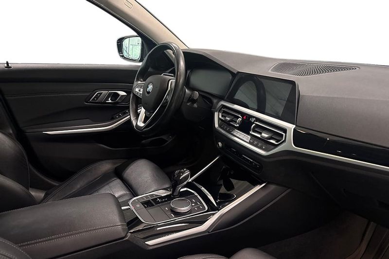 BMW 320 bild 6