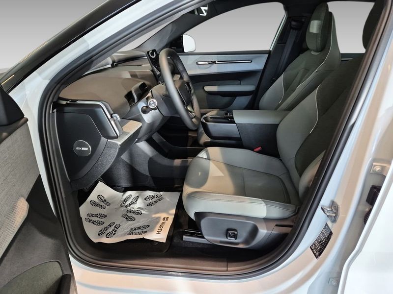 Volvo EX30 bild 8