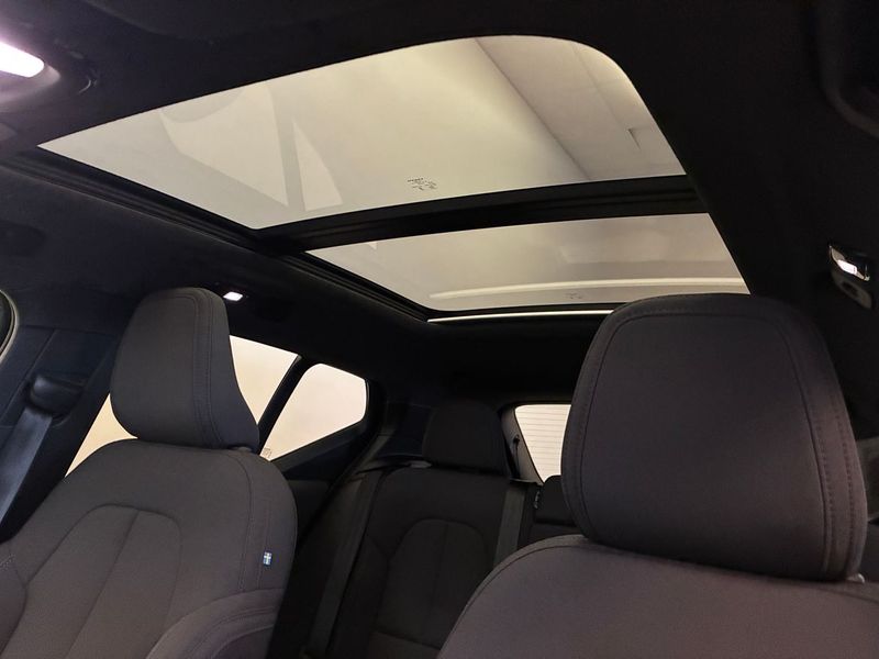 Volvo EX40 bild 17
