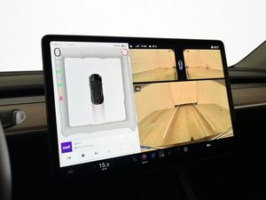 Tesla Model Y bild 26