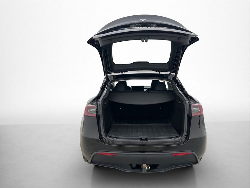 Tesla Model Y bild 10