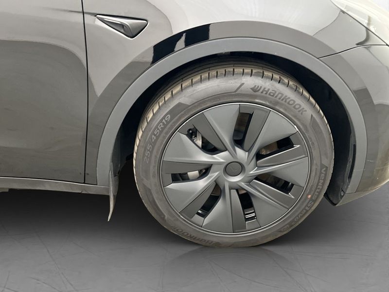 Tesla Model Y bild 34