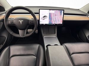 Tesla Model 3 bild 14