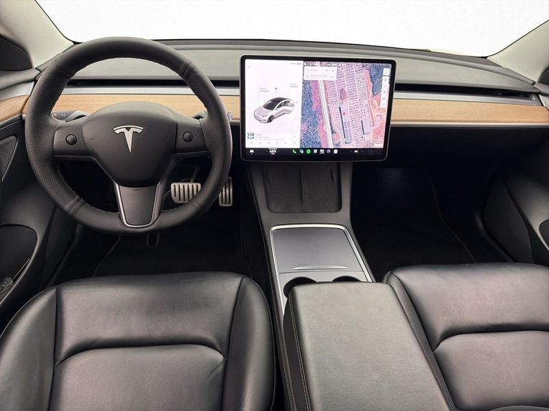 Tesla Model 3 bild 14