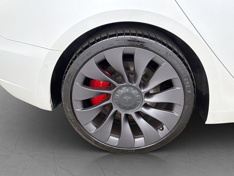 Tesla Model 3 bild 31
