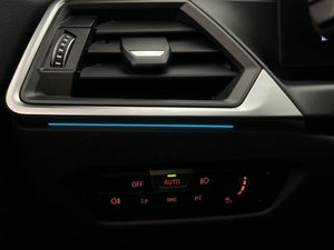 BMW 330 bild 30