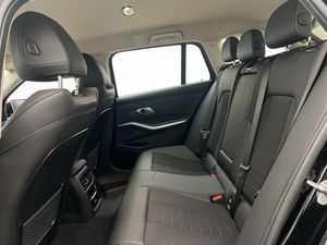 BMW 330 bild 13