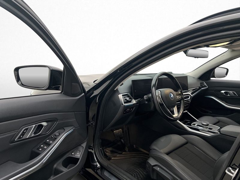 BMW 330 bild 17