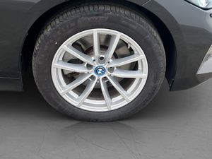 BMW 330 bild 36