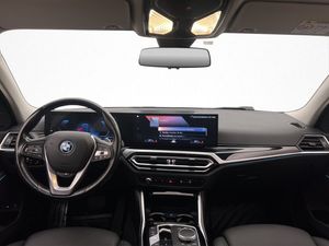 BMW 330 bild 14