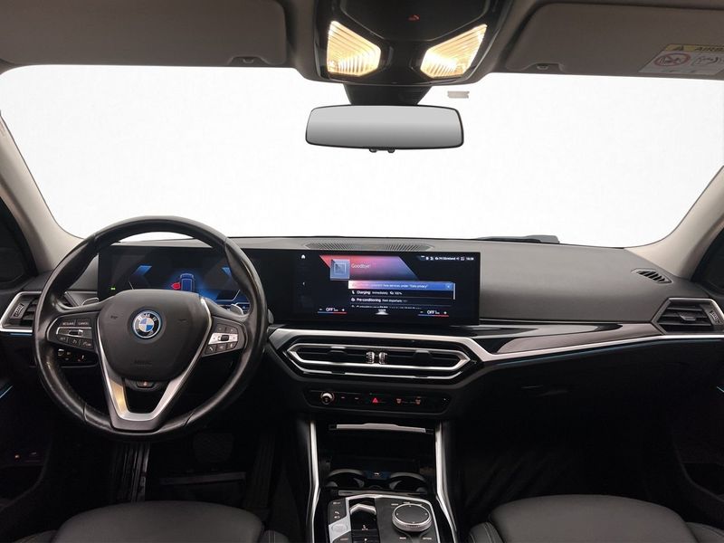 BMW 330 bild 14