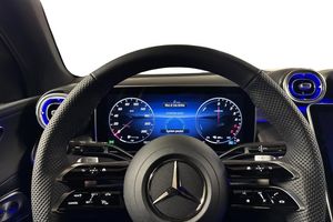 Mercedes GLC300 bild 7