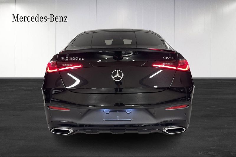 Mercedes GLC300 bild 19